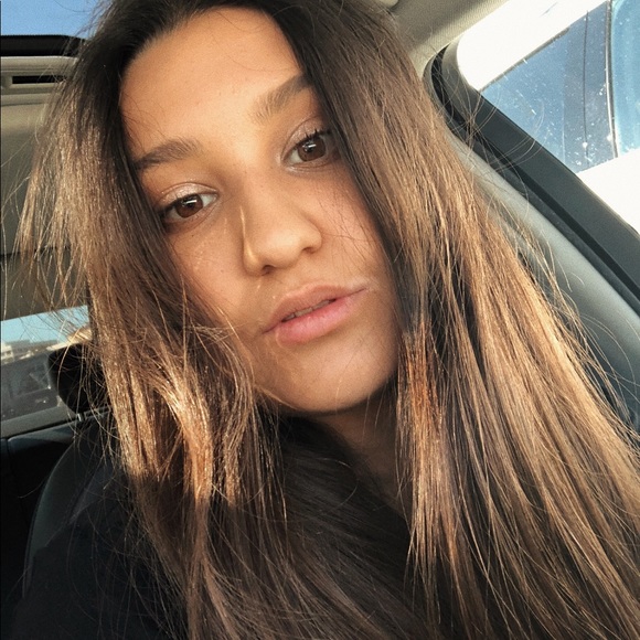 Meet your Posher, Savanah - Picture 3 of 6